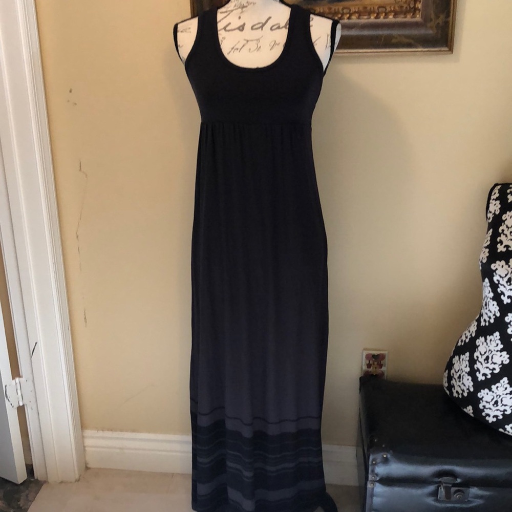Carole Little empire waist racer back crew neck sleeveless striped bottom dress